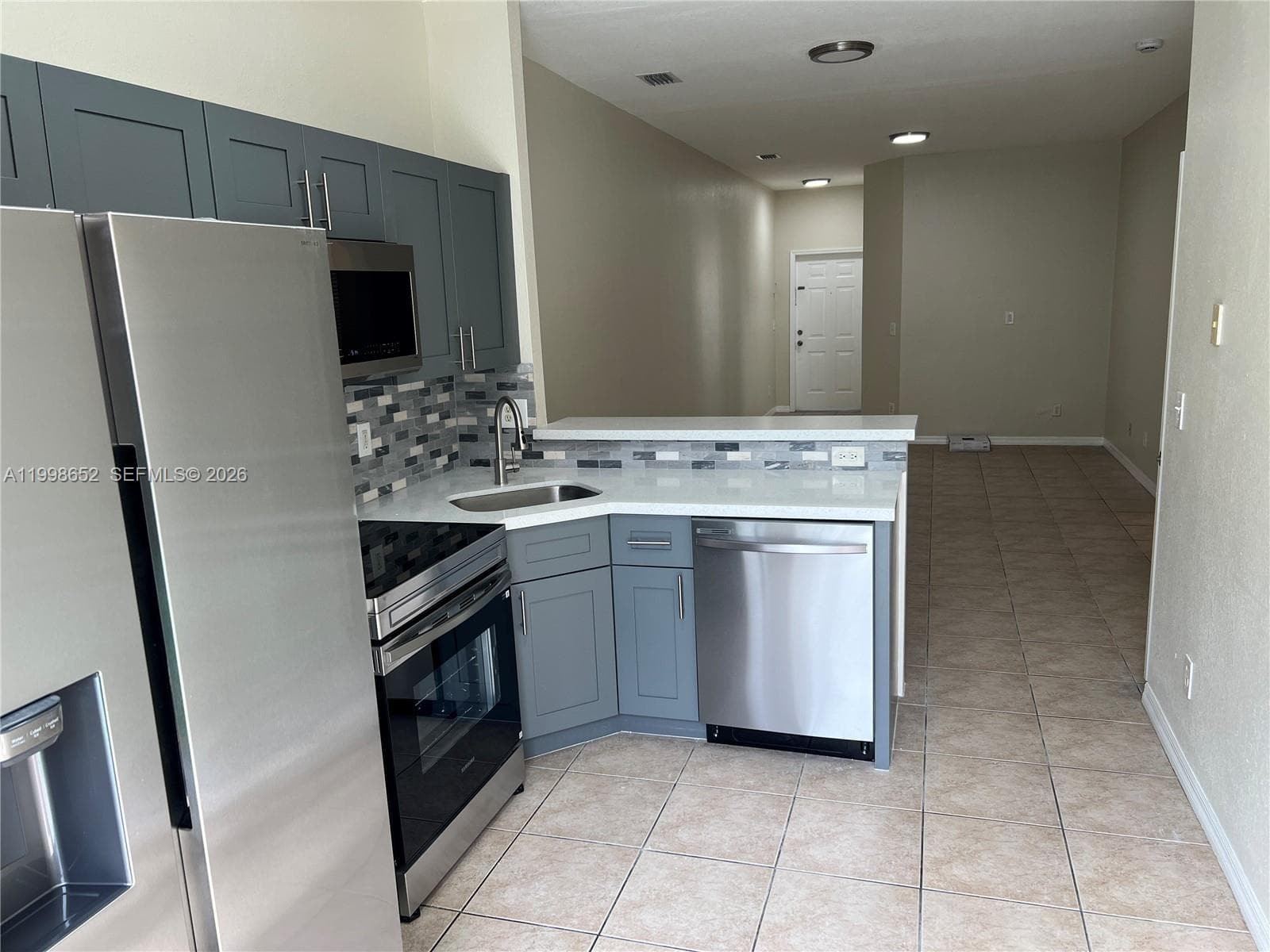 85 SW 16 AV, Homestead FL 33030 — 14