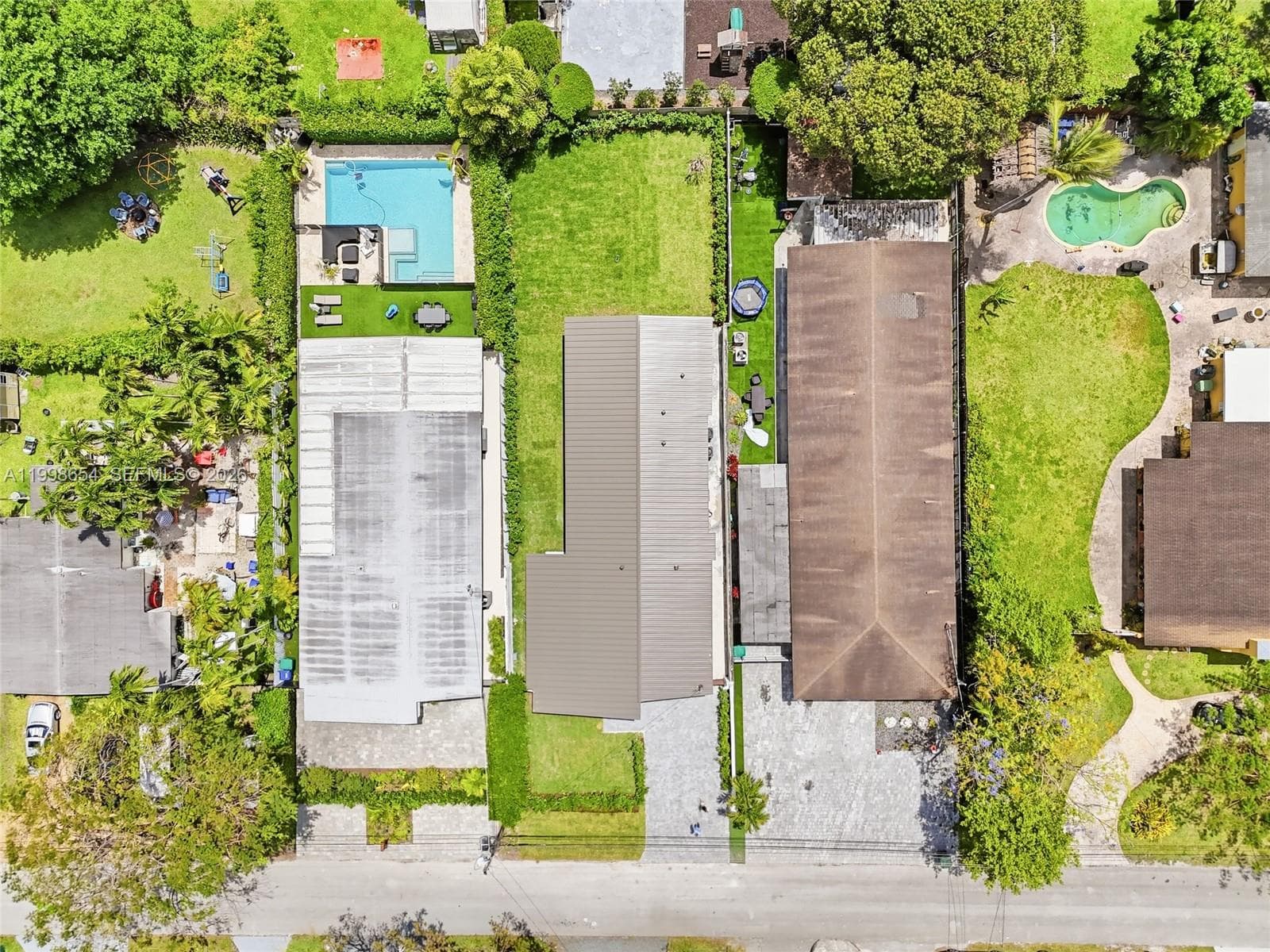 6332 SW 28th St, Miami FL 33155 — 41