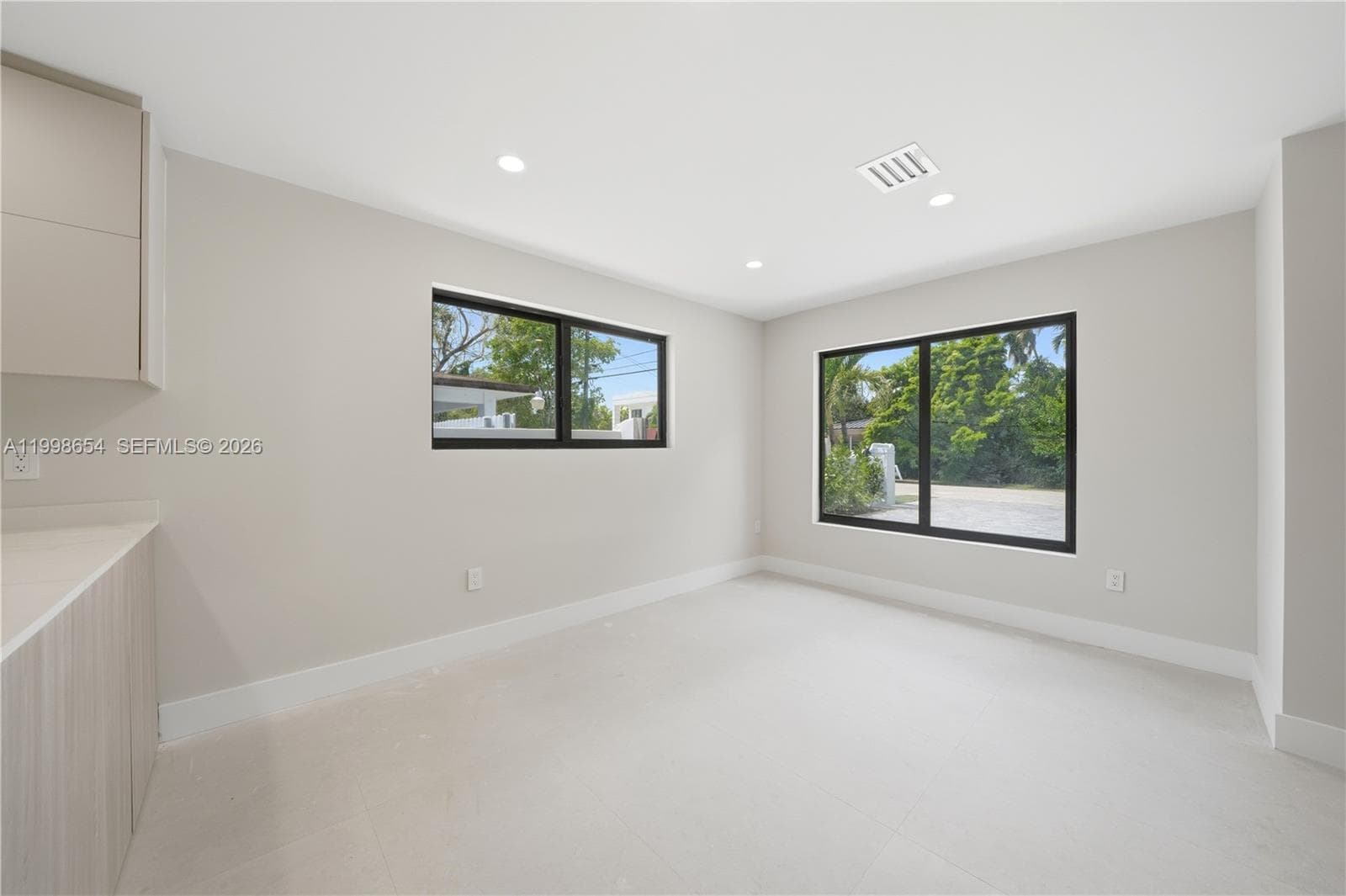6332 SW 28th St, Miami FL 33155 — 19