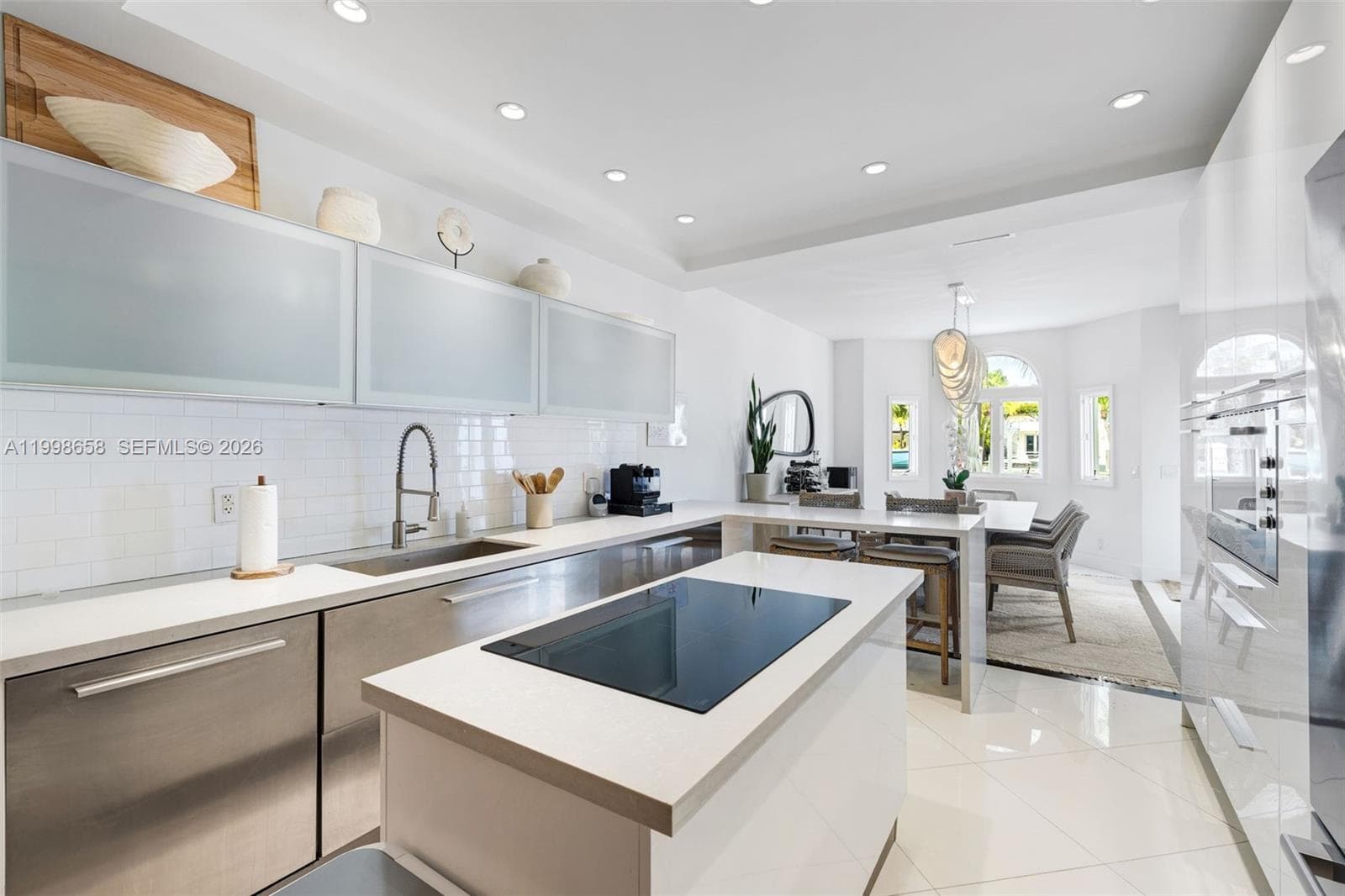 1415 Sunset Harbour Dr # 102, Miami Beach FL 33139 — 11