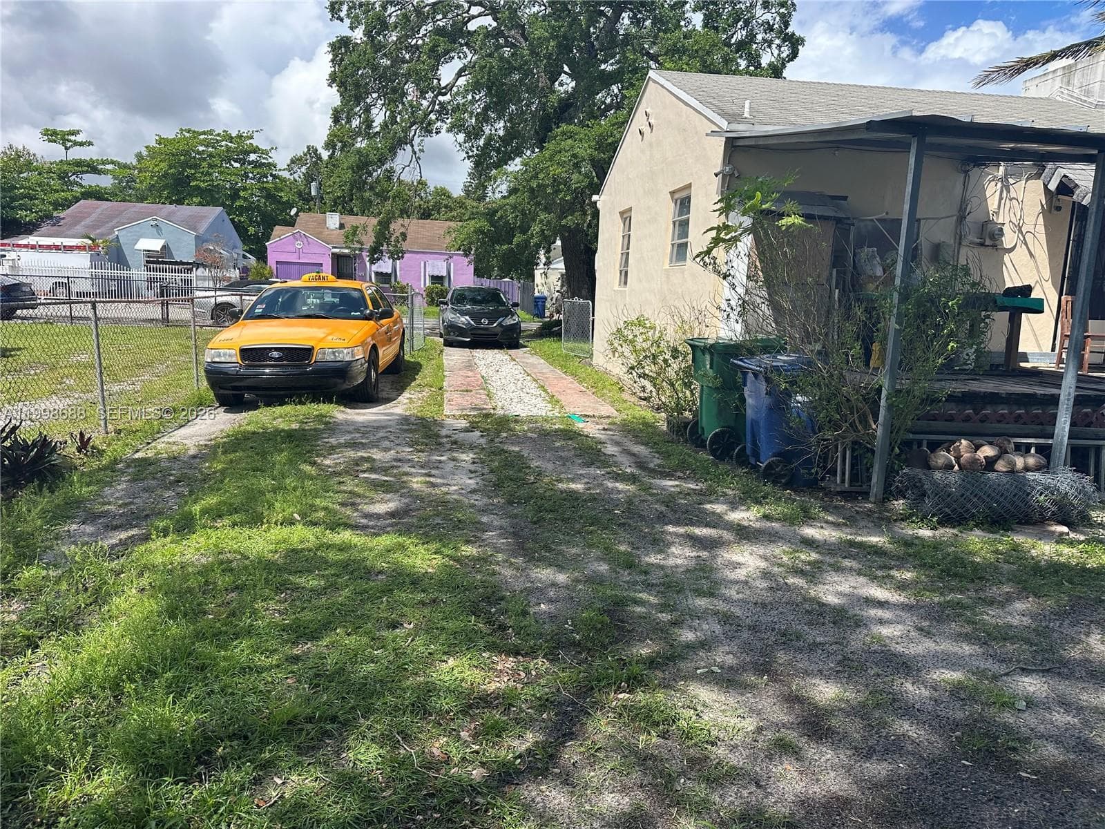 900 NW 75th St, Miami FL 33150 — 2