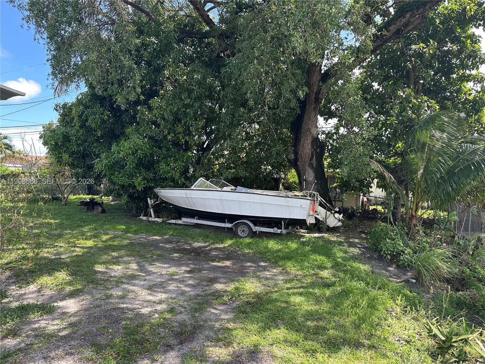 900 NW 75th St, Miami FL 33150 — 15