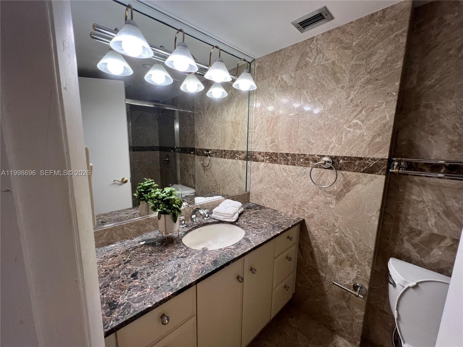 18041 Biscayne Blvd # 1104, Aventura FL 33160 — 20
