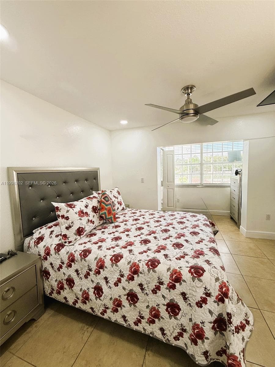 6217 SW 128th Pl, Miami FL 33183 — 32