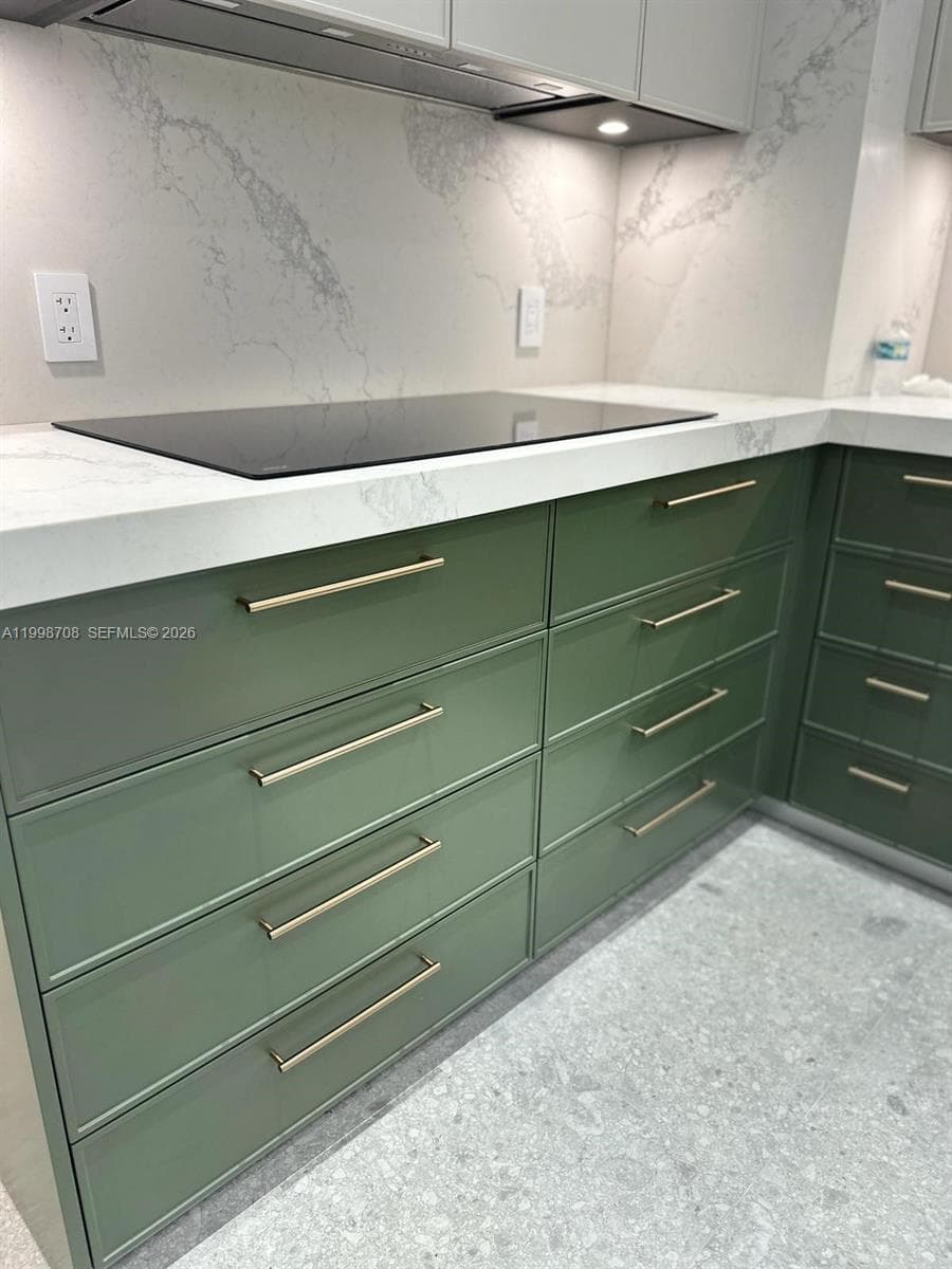 Lake Villa Two Condo, Key Biscayne, FL — 3