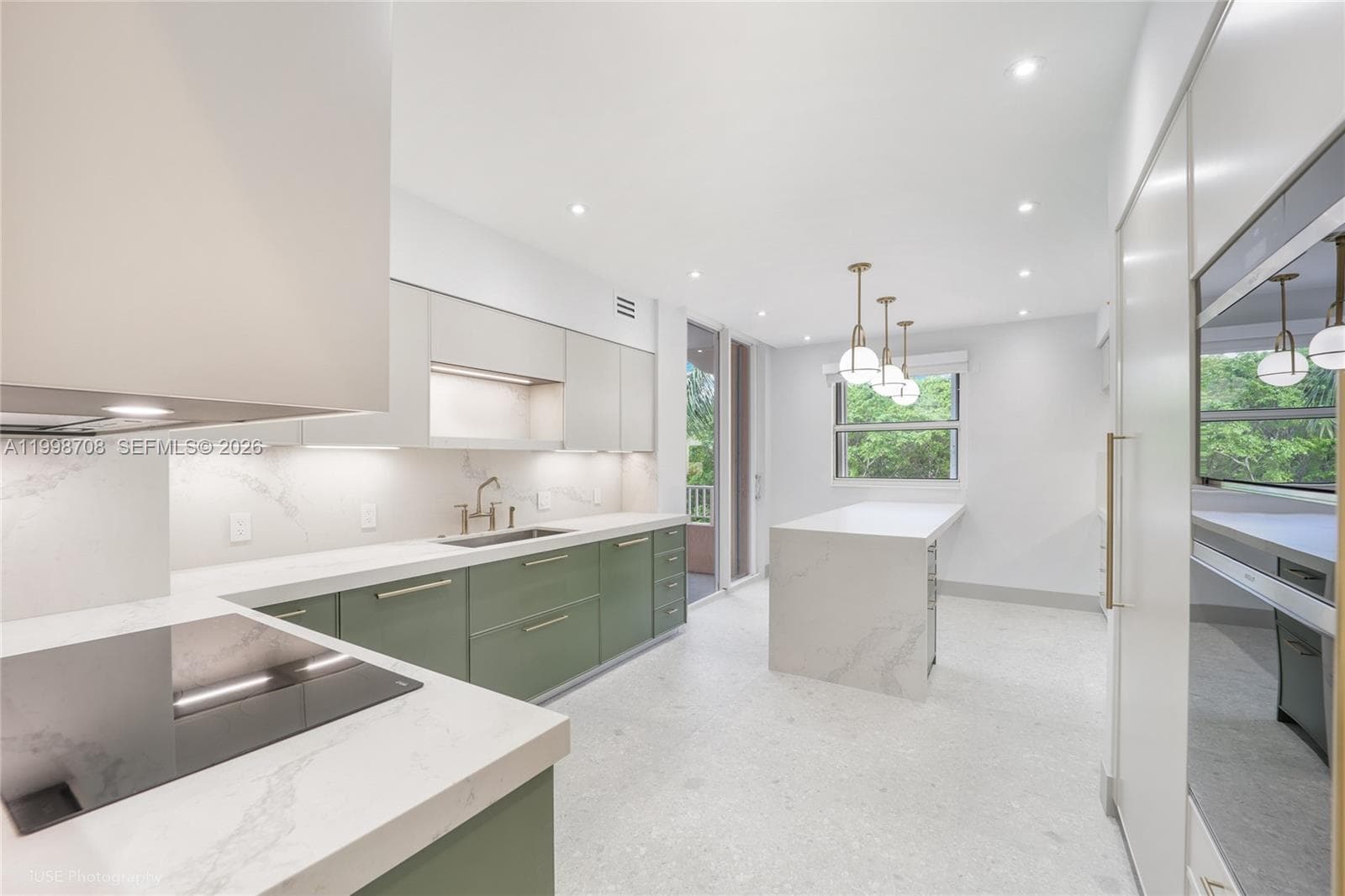 Lake Villa Two Condo, Key Biscayne, FL — 1