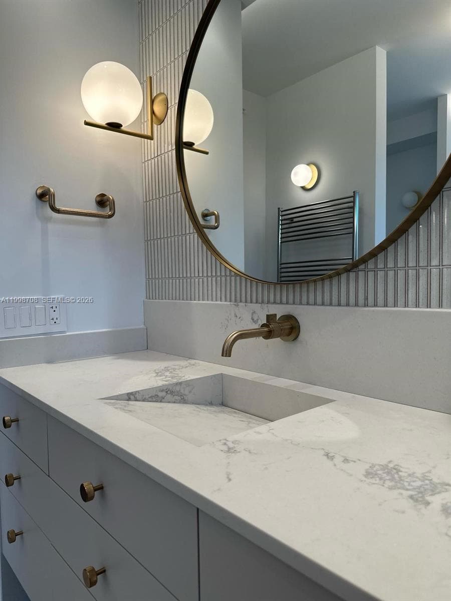Lake Villa Two Condo, Key Biscayne, FL — 20