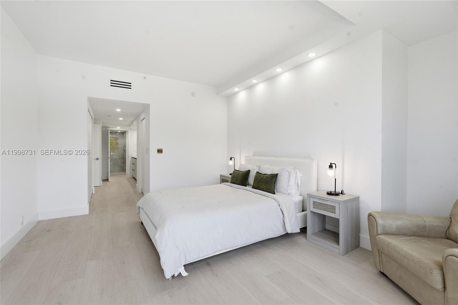 251 Crandon Blvd # 202, Key Biscayne FL 33149 — 16