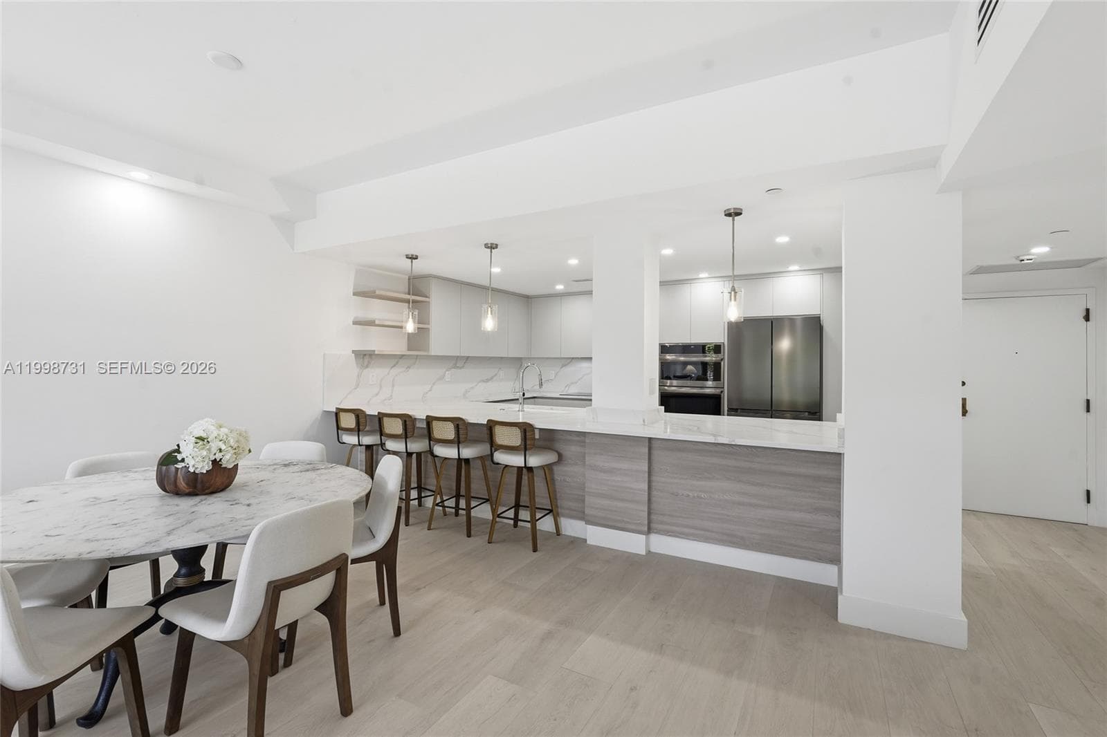 251 Crandon Blvd # 202, Key Biscayne FL 33149 — 1