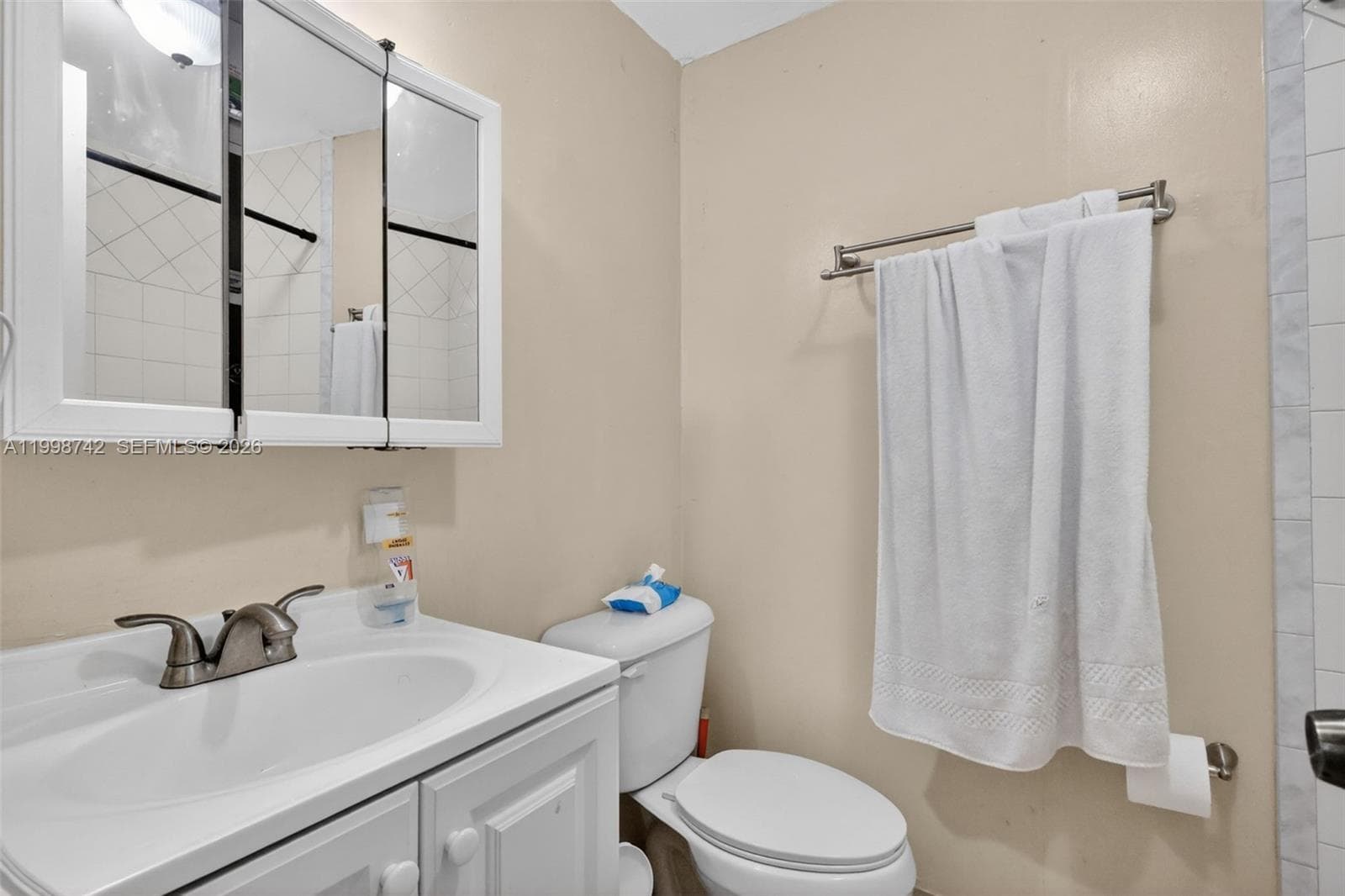 733 W 33rd St, Hialeah FL 33012 — 29