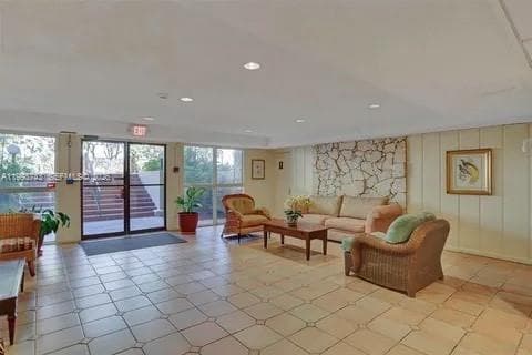 1205 Mariposa Ave # 219, Coral Gables FL 33146 — 13
