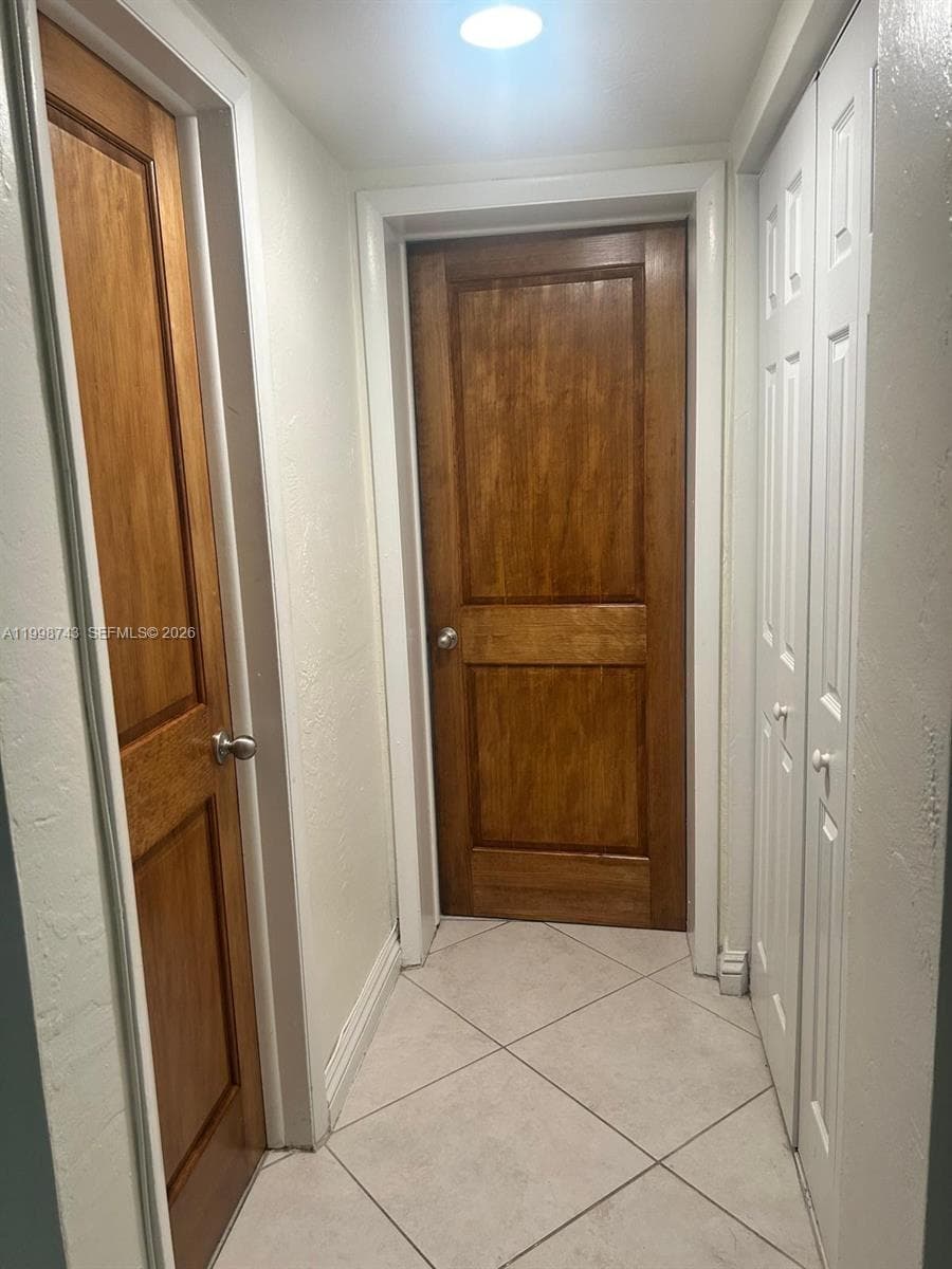 1205 Mariposa Ave # 219, Coral Gables FL 33146 — 3