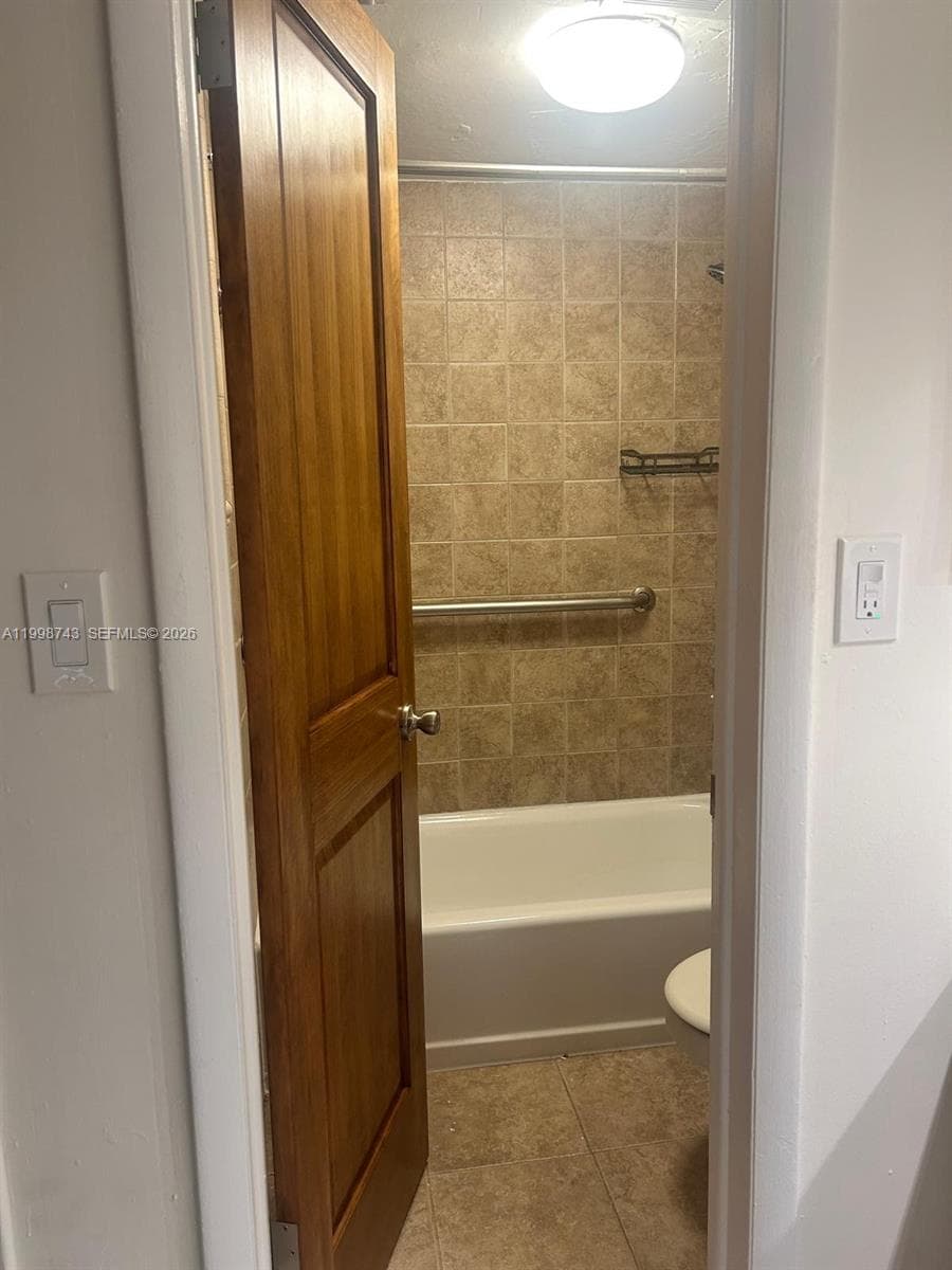 1205 Mariposa Ave # 219, Coral Gables FL 33146 — 9