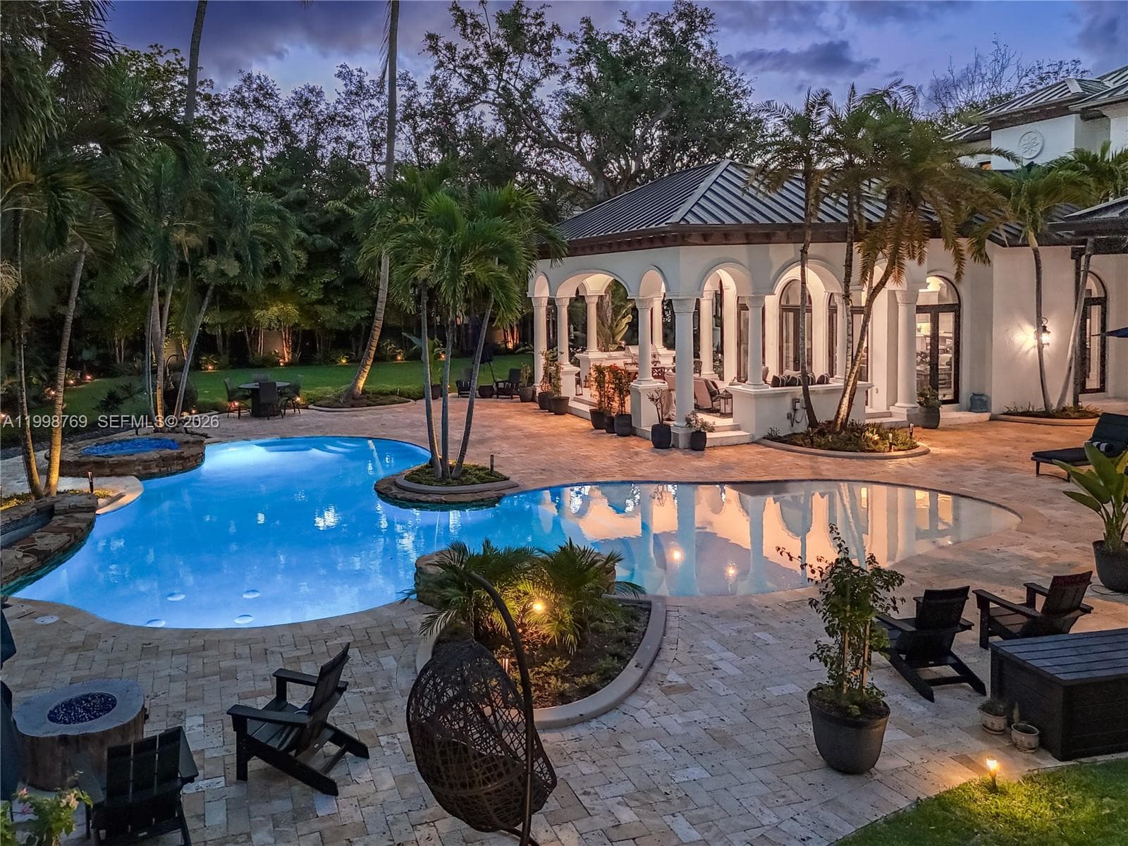 6350 SW 107th St, Pinecrest FL 33156 — 94