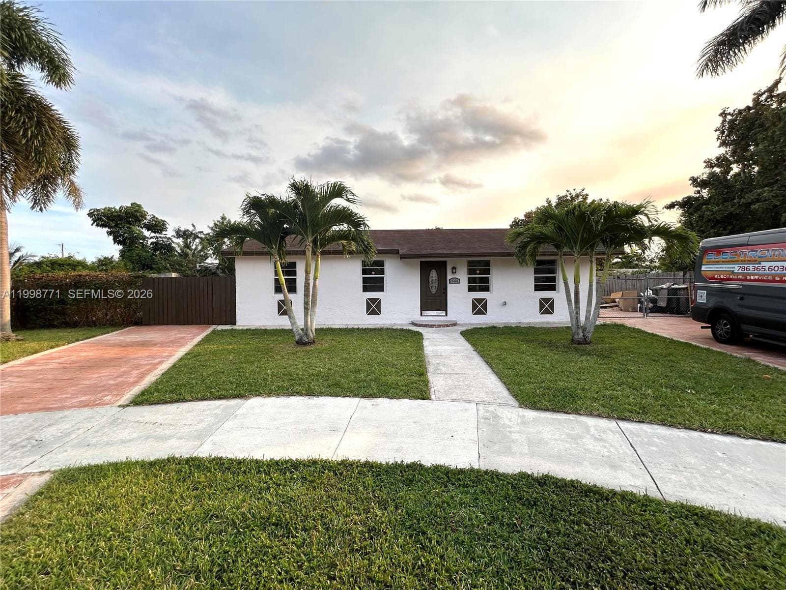 1666 SW 3rd Ct, Homestead FL 33030 — 2