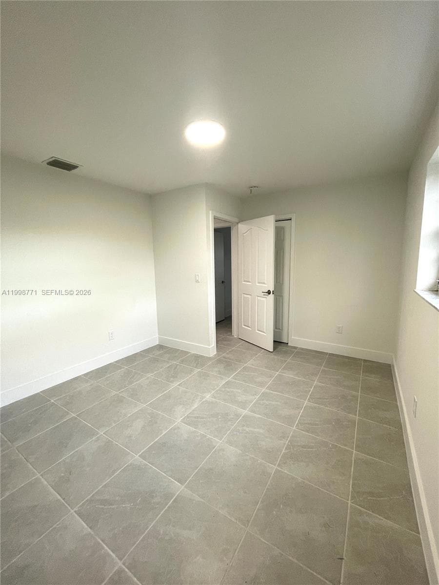 1666 SW 3rd Ct, Homestead FL 33030 — 32