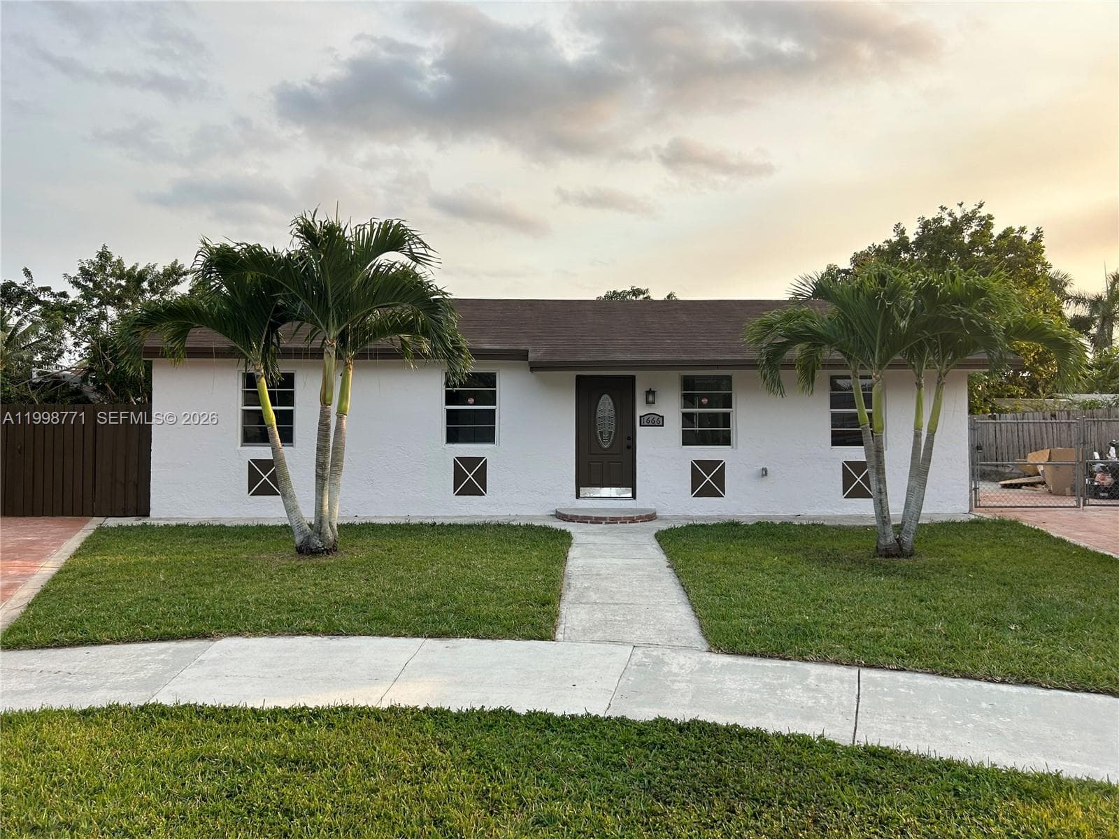 1666 SW 3rd Ct, Homestead FL 33030 — 5