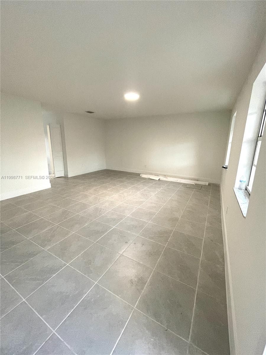 1666 SW 3rd Ct, Homestead FL 33030 — 19