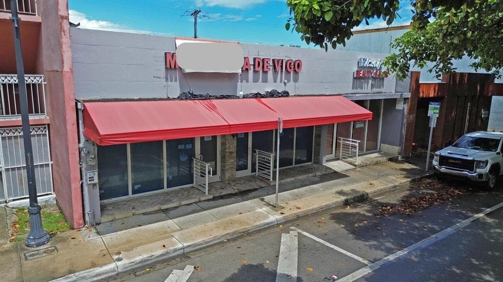 1365 SW 22nd Street, Miami FL 33145 — 2
