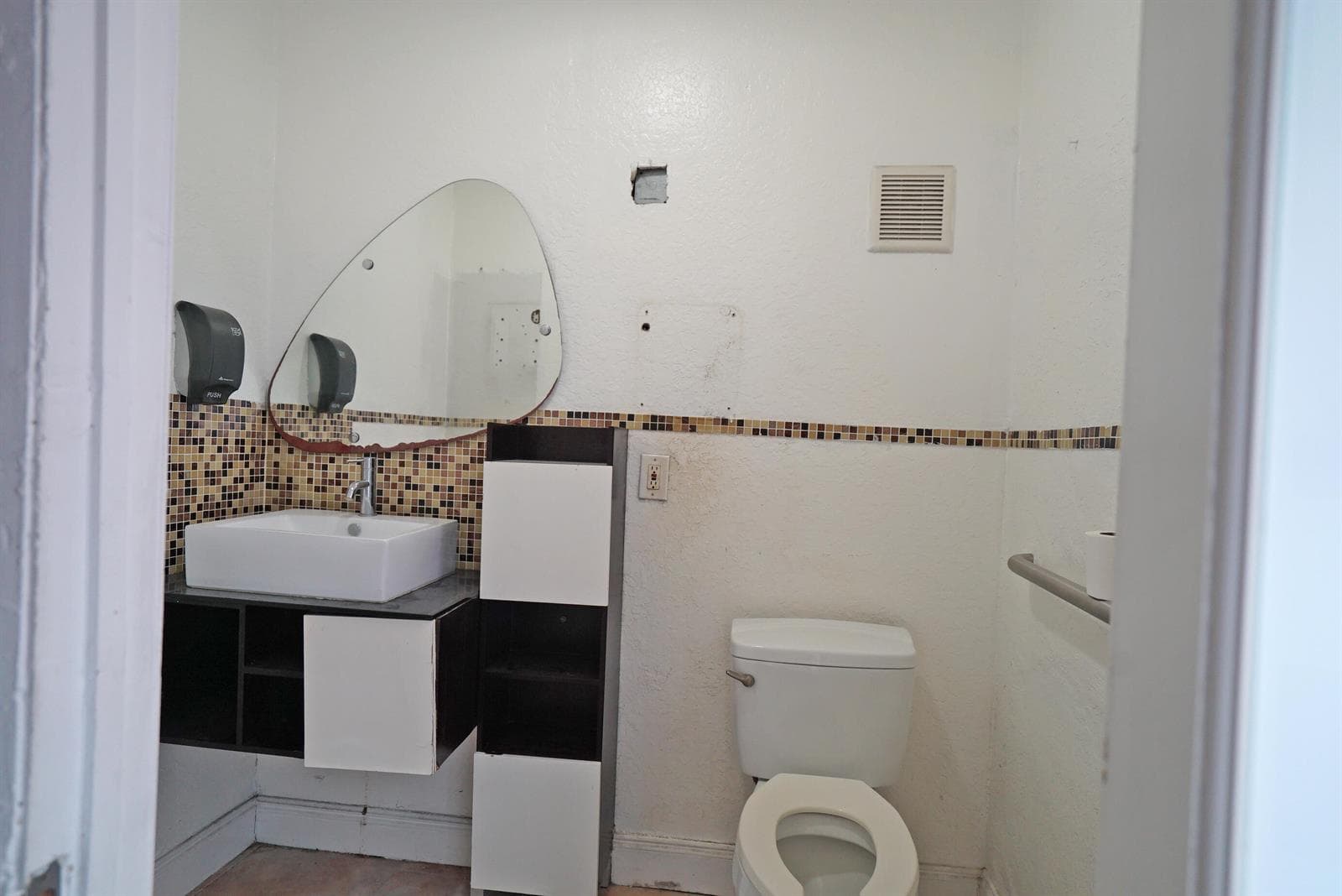 1365 SW 22nd Street, Miami FL 33145 — 56