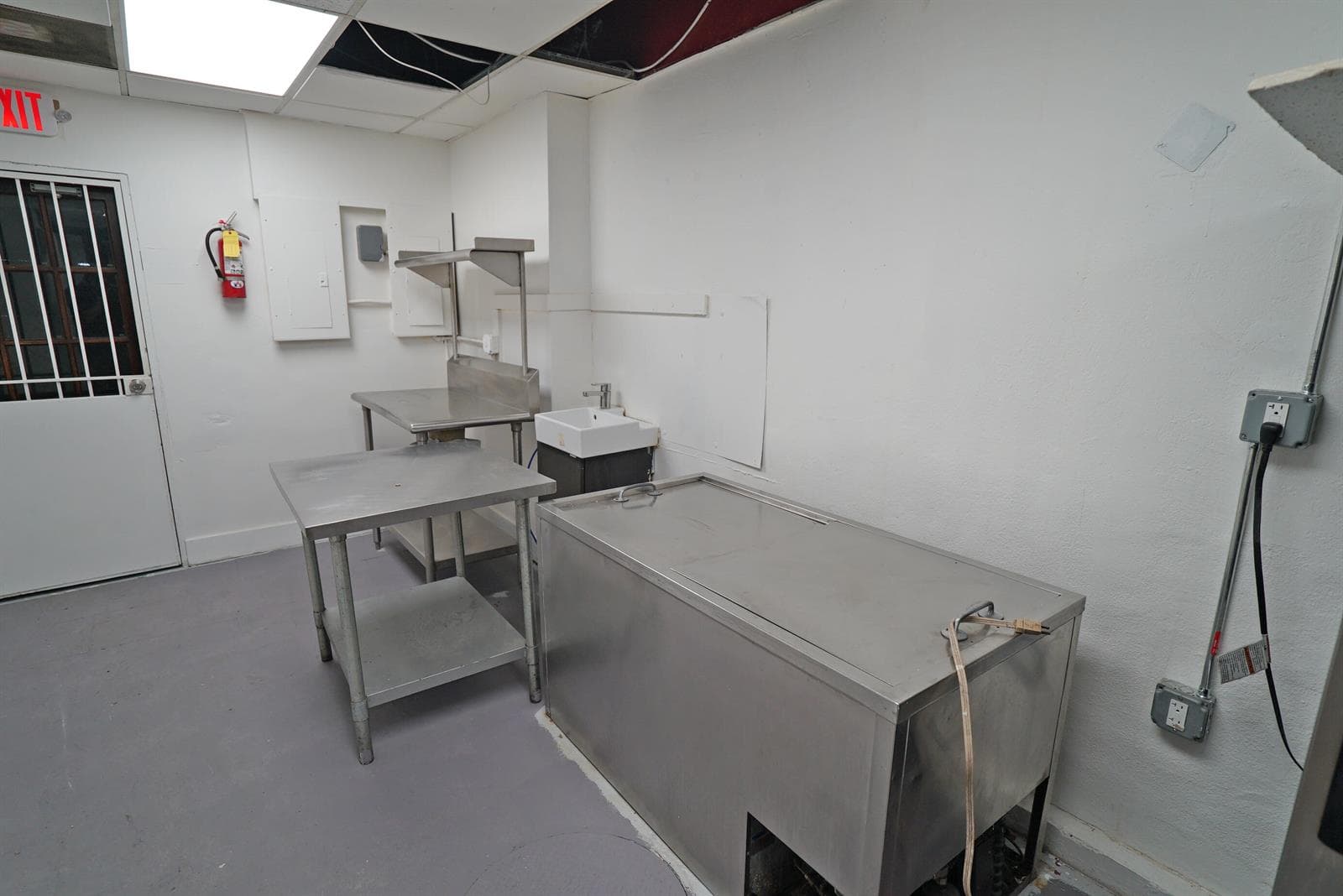1365 SW 22nd Street, Miami FL 33145 — 32