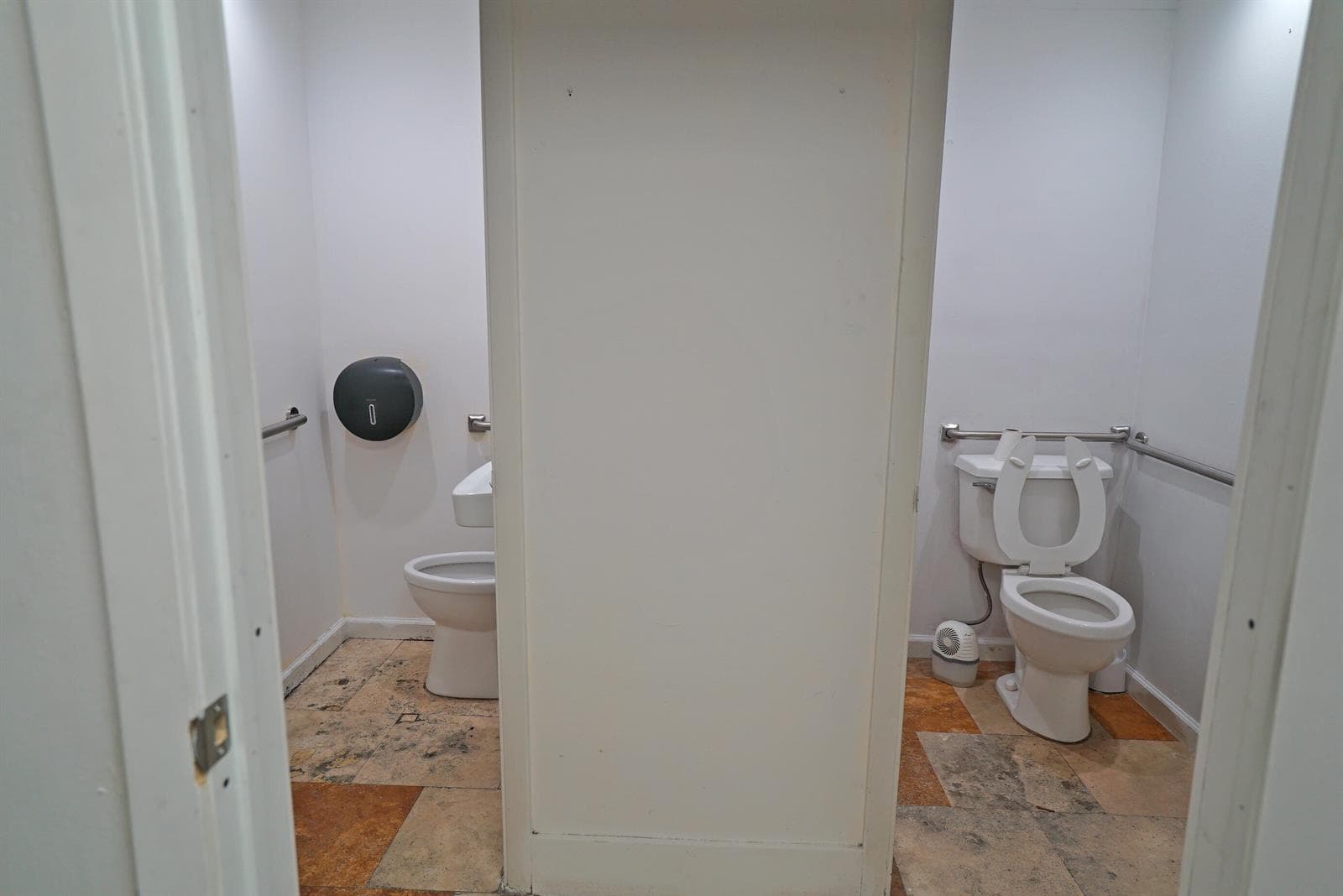 1365 SW 22nd Street, Miami FL 33145 — 34