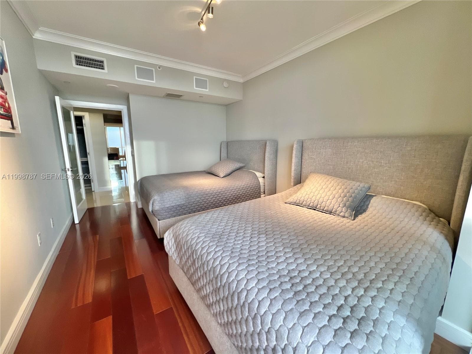 17875 Collins Ave # 4305, Sunny Isles Beach FL 33160 — 17