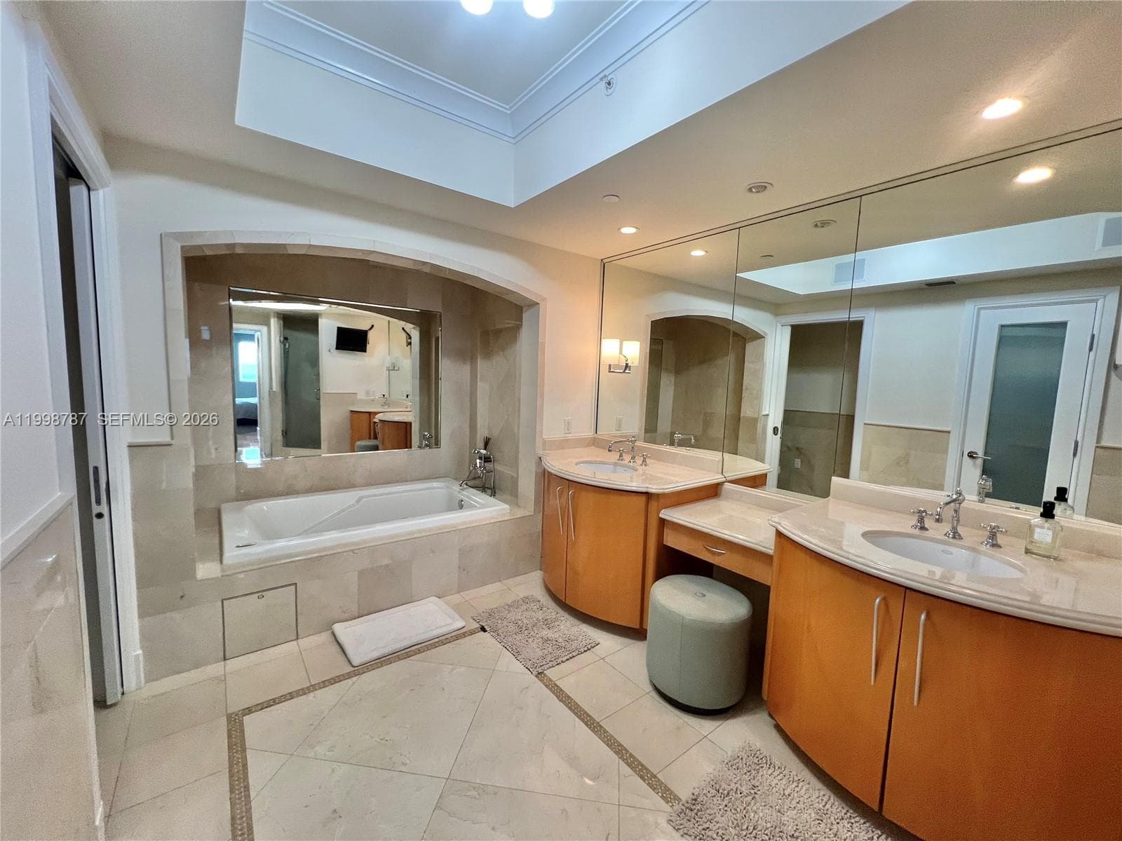 17875 Collins Ave # 4305, Sunny Isles Beach FL 33160 — 14