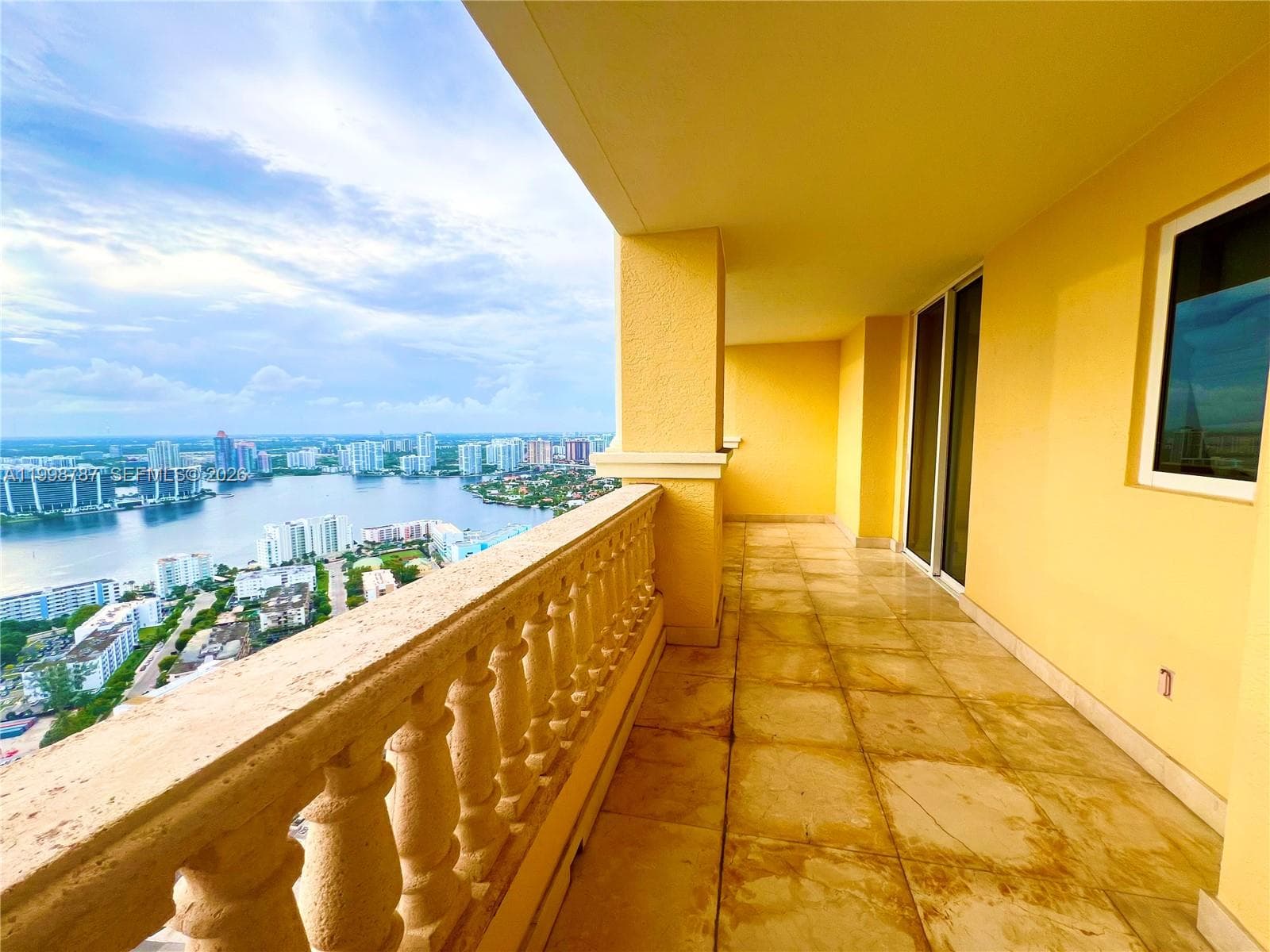17875 Collins Ave # 4305, Sunny Isles Beach FL 33160 — 18