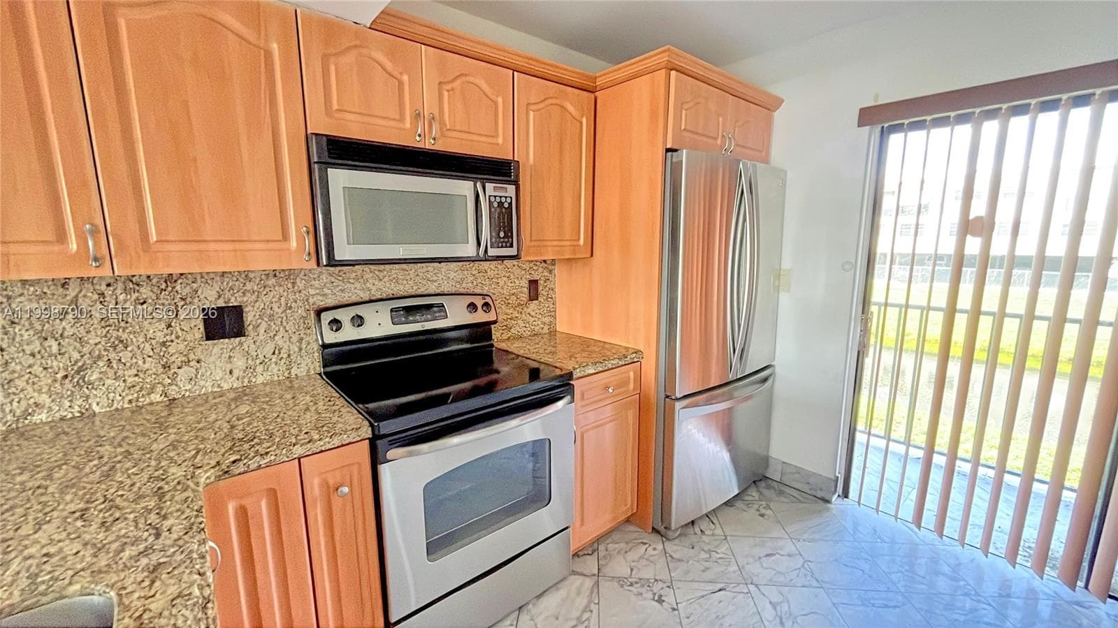 1283 W 51st Place # 12, Hialeah FL 33012 — 7