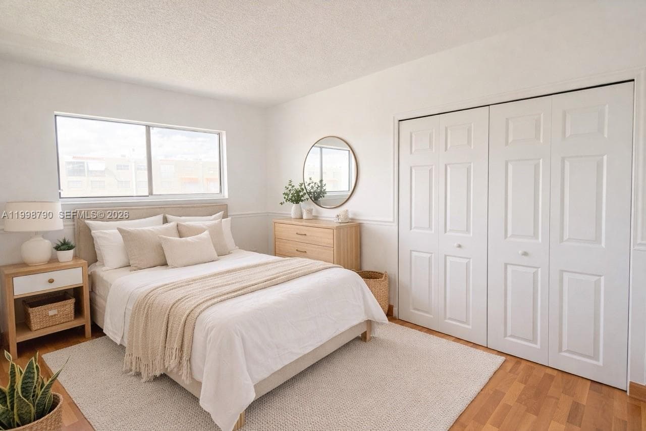 1283 W 51st Place # 12, Hialeah FL 33012 — 37