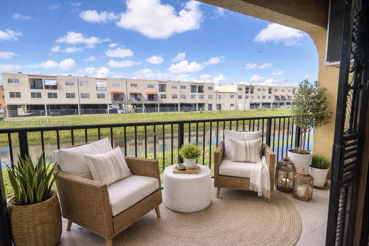 1283 W 51st Place # 12, Hialeah FL 33012 — 25