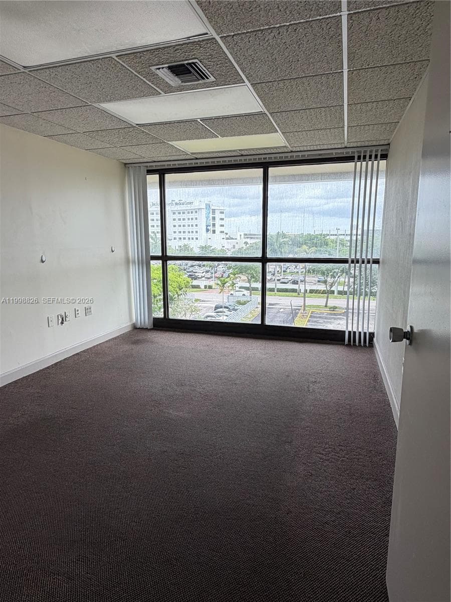 101 NW 167th St, North Miami Beach FL 33169 — 23