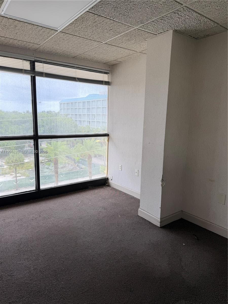 101 NW 167th St, North Miami Beach FL 33169 — 5