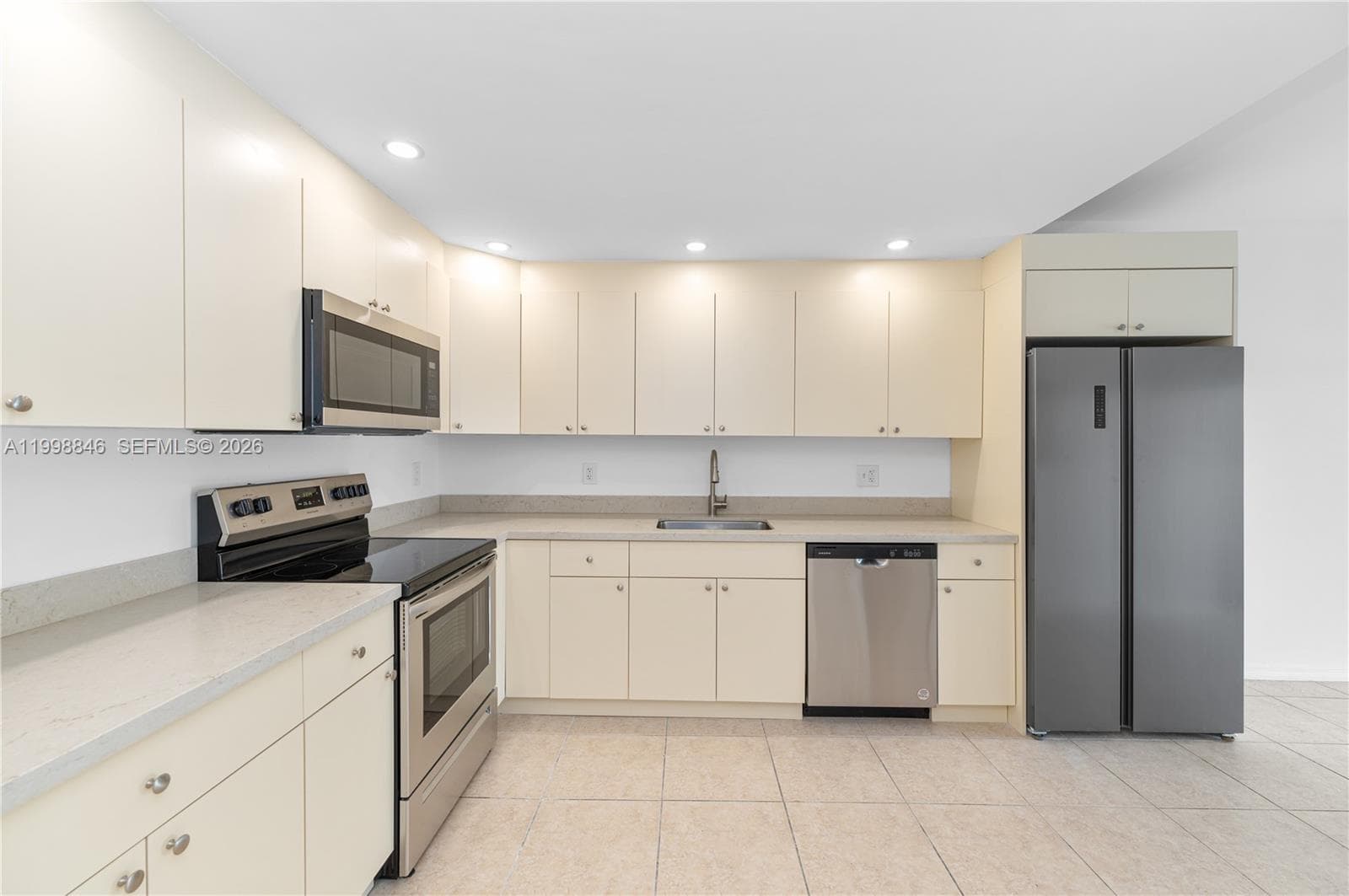365 NW 109th Ave # 701, Miami FL 33172 — 6