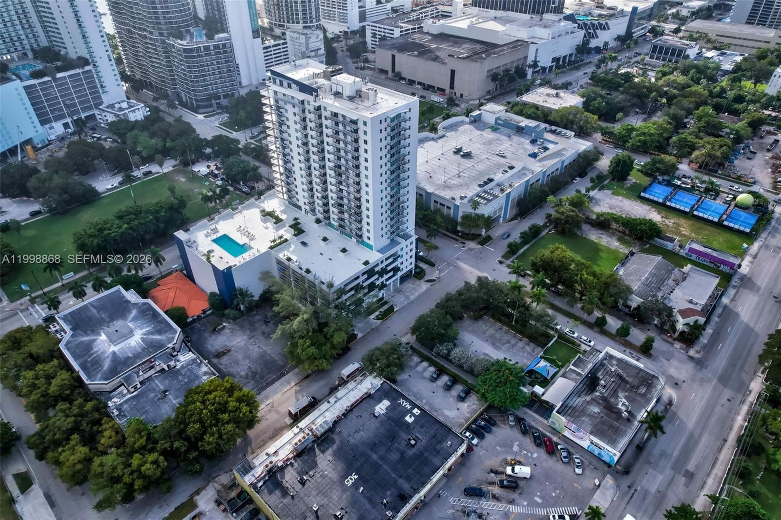 275 NE 18th St, Miami FL 33132 — 22