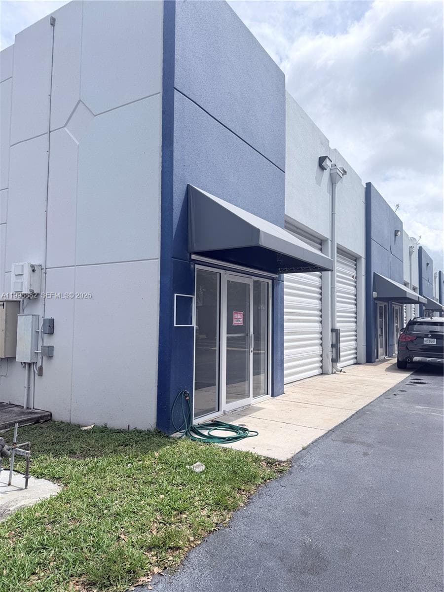 13210 SW 132 Ave Unit 1C, Miami FL 33186 — 32
