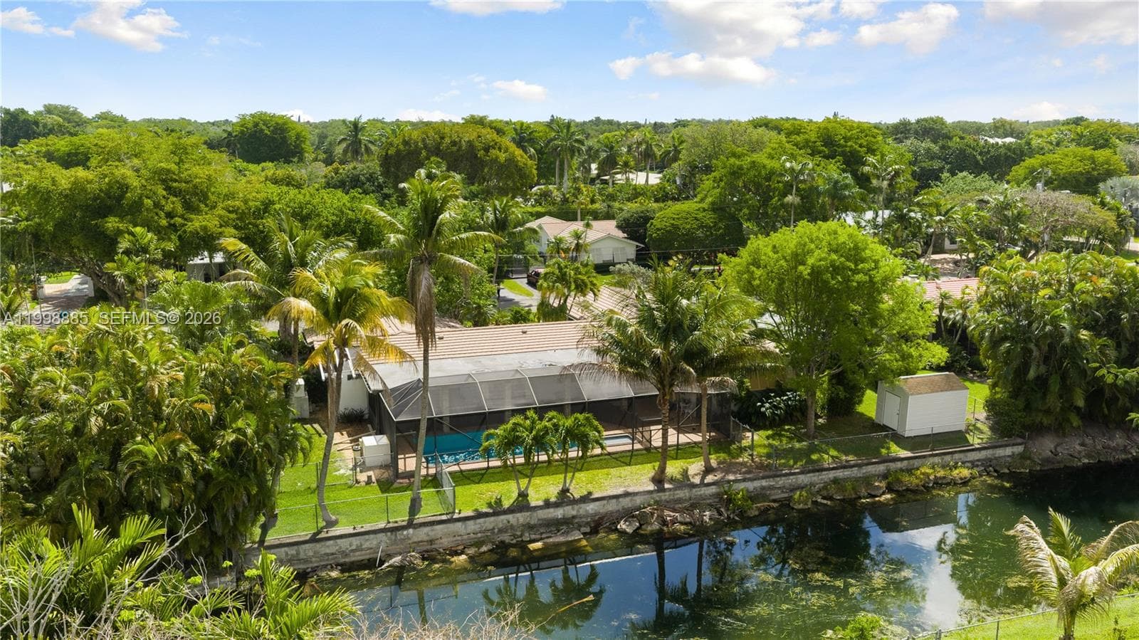 11490 SW 72nd Ct, Pinecrest FL 33156 — 23