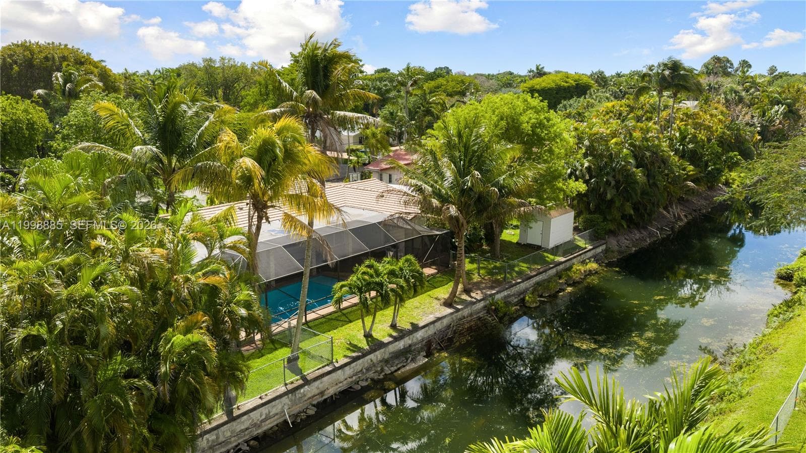 11490 SW 72nd Ct, Pinecrest FL 33156 — 22