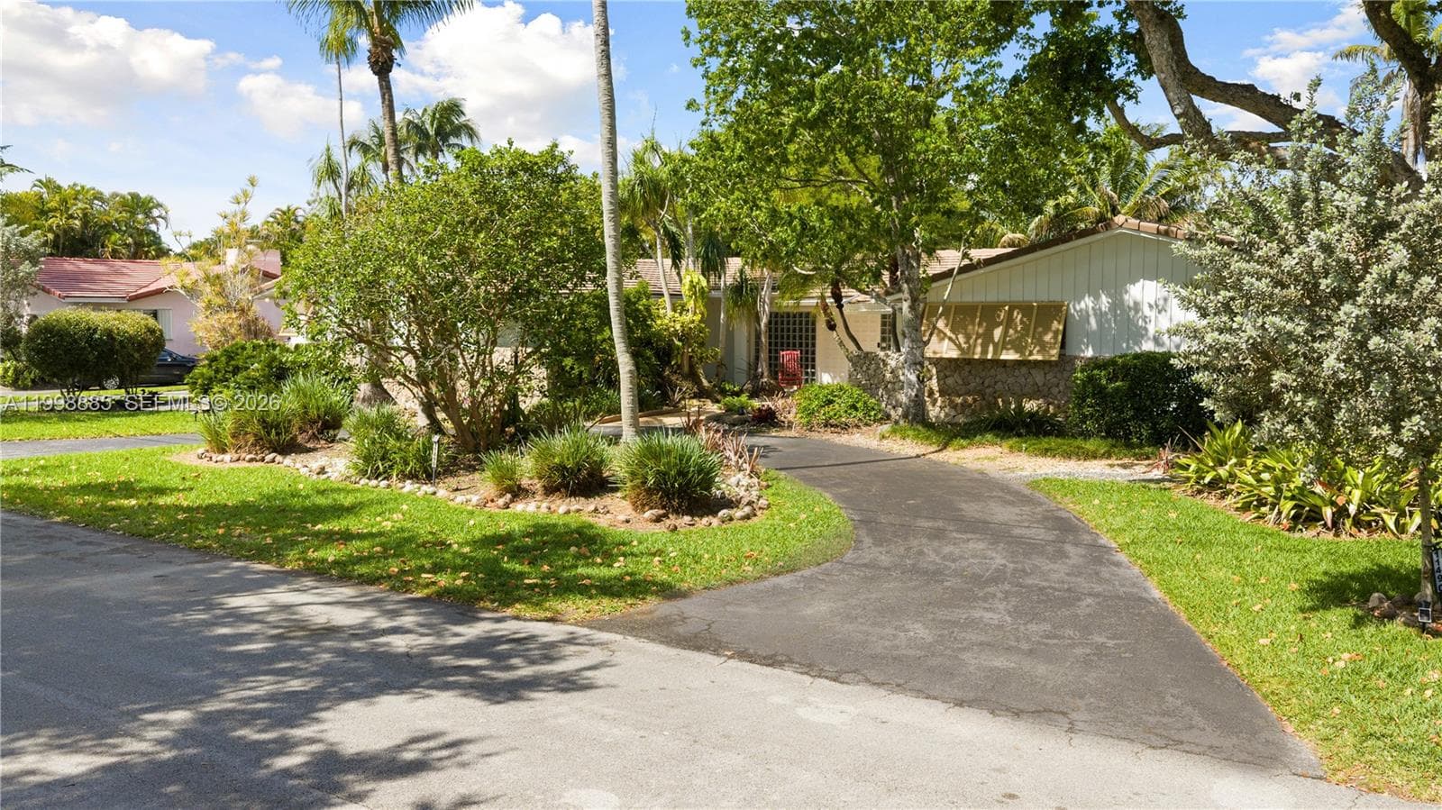 11490 SW 72nd Ct, Pinecrest FL 33156 — 1