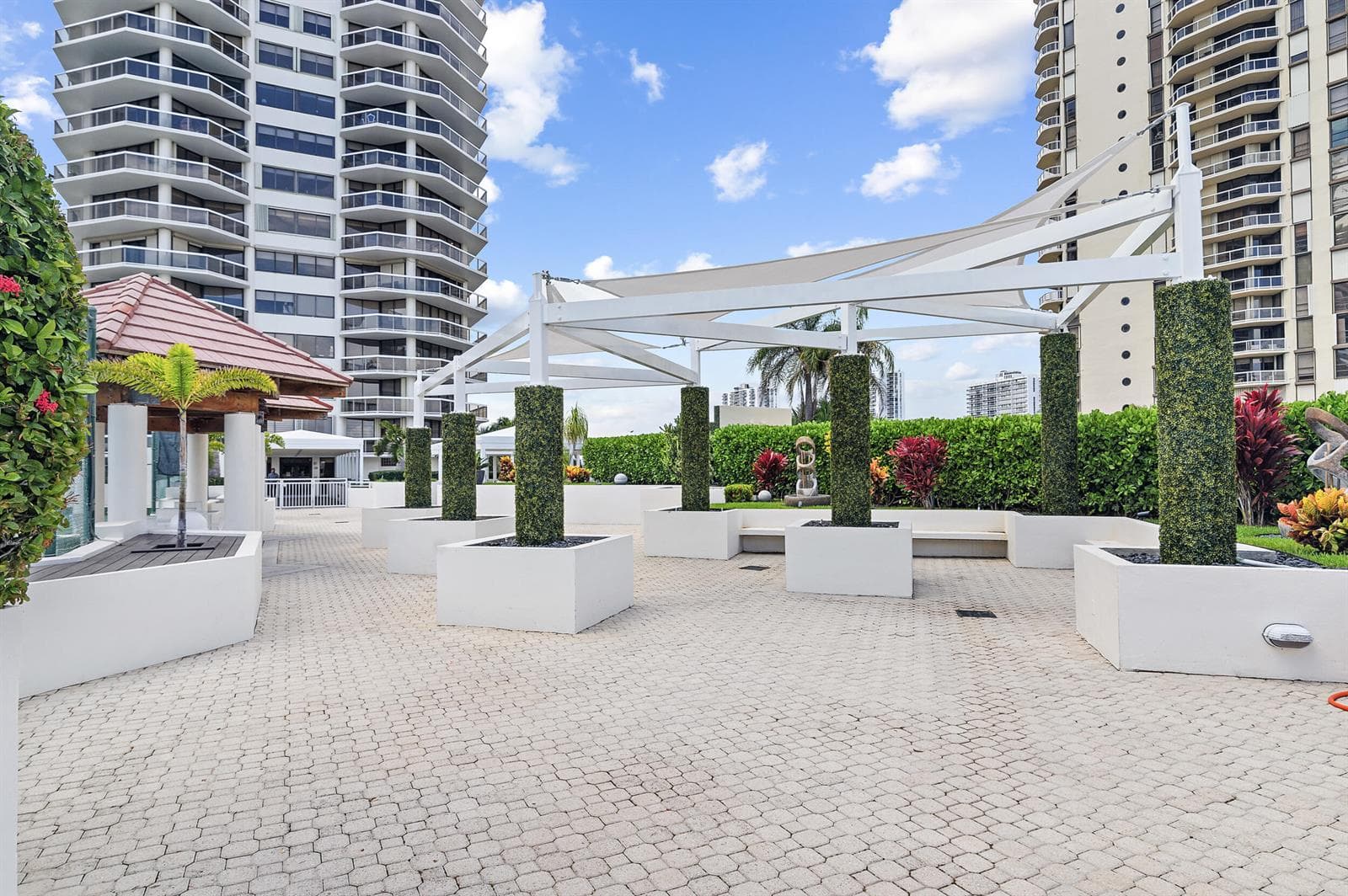 20185 E Country Club Drive # 901, Aventura FL 33180 — 47
