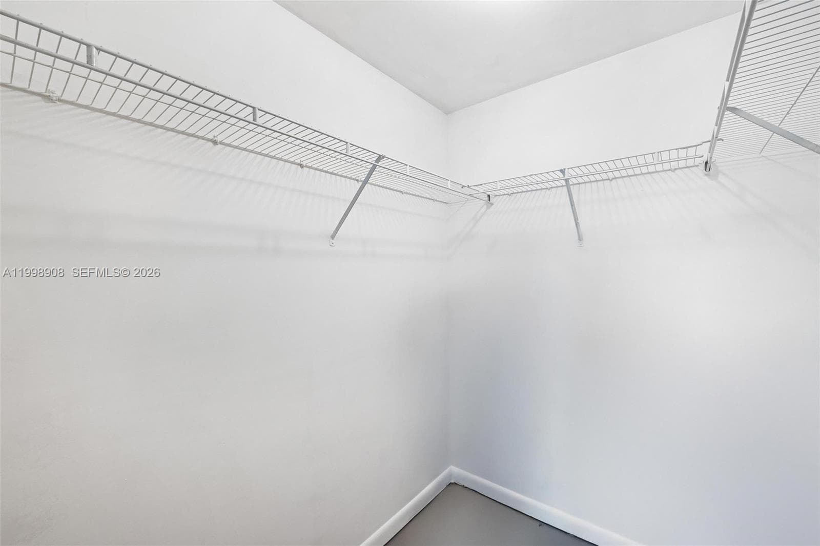 244 Biscayne Blvd # 445, Miami FL 33132 — 23