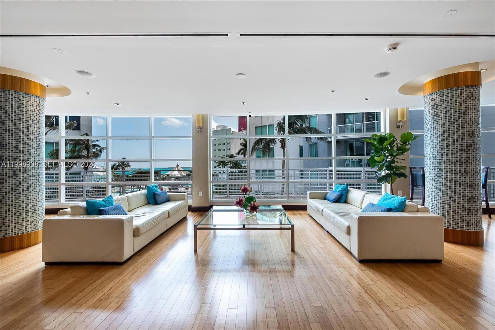 244 Biscayne Blvd # 445, Miami FL 33132 — 33