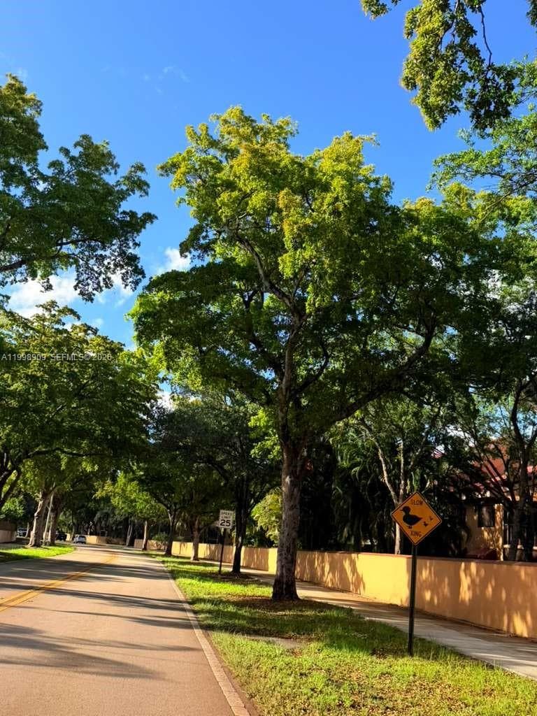 15515 N Miami Lakeway N # 11, Miami Lakes FL 33014 — 27
