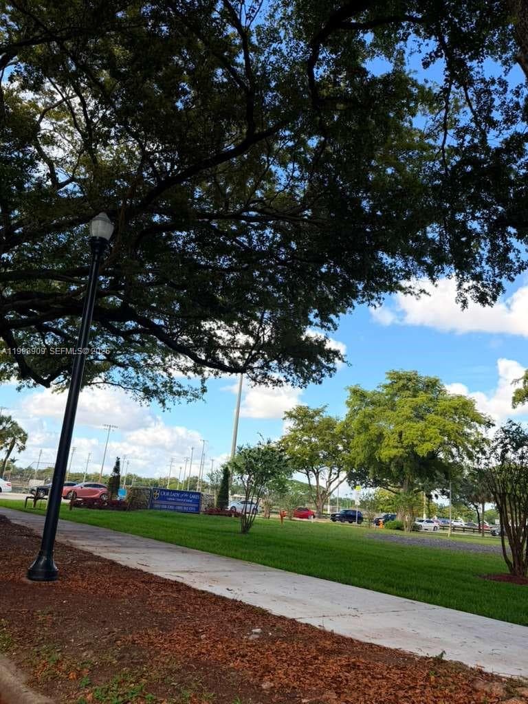 15515 N Miami Lakeway N # 11, Miami Lakes FL 33014 — 36