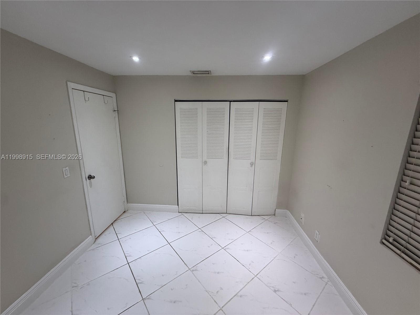 17268 NW 60th Ct, Hialeah FL 33015 — 17