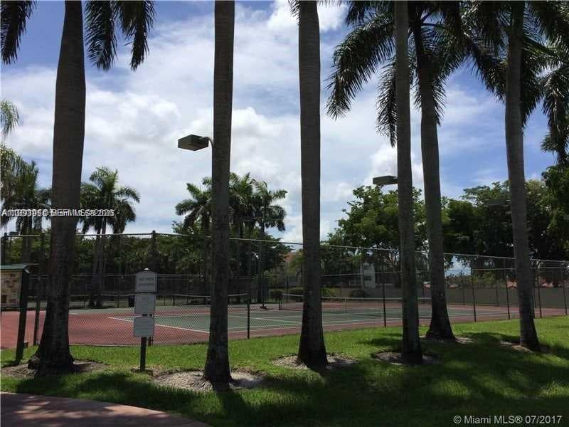 17268 NW 60th Ct, Hialeah FL 33015 — 28