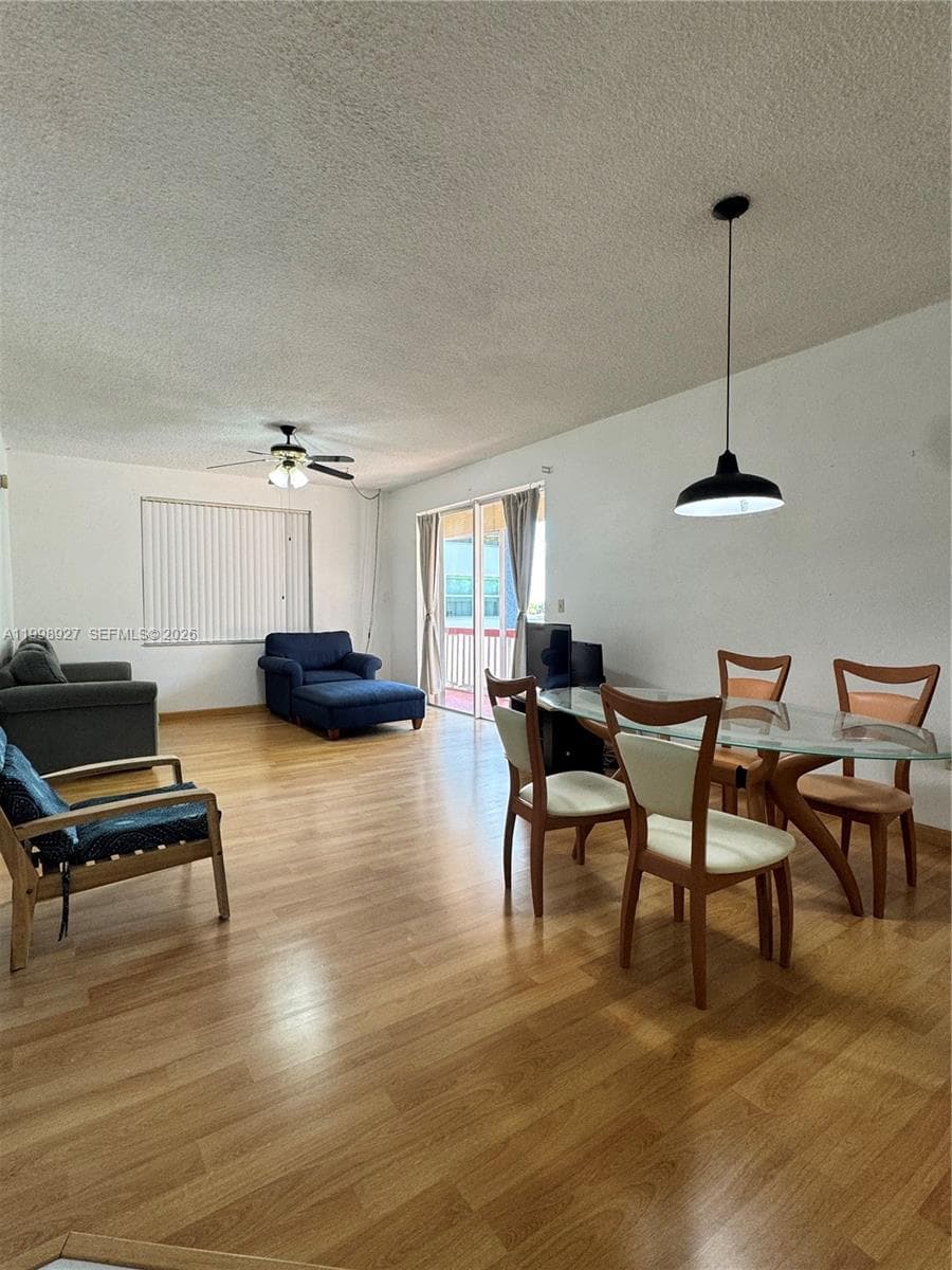 18707 NE 14th Ave # 733, Miami FL 33179 — 3