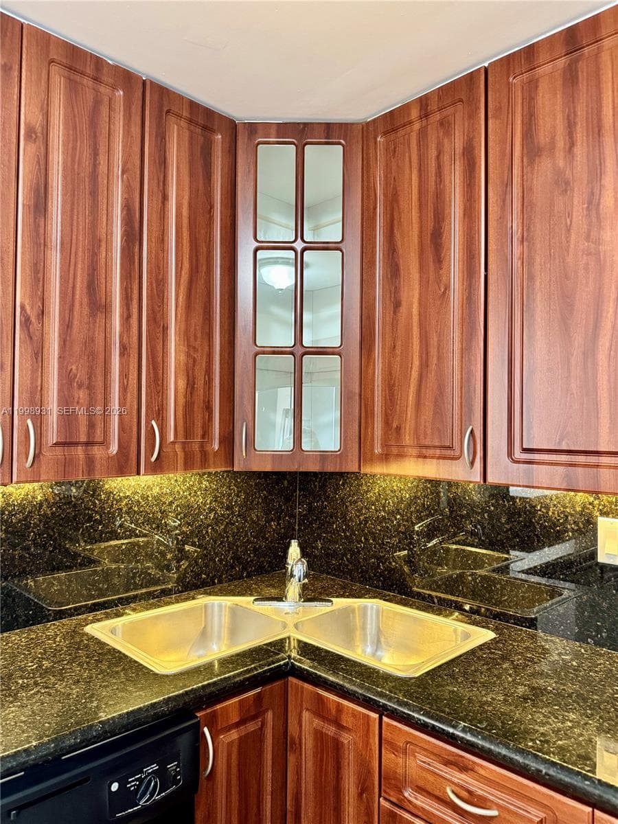 2780 NE 183rd St # 2012, Aventura FL 33160 — 12