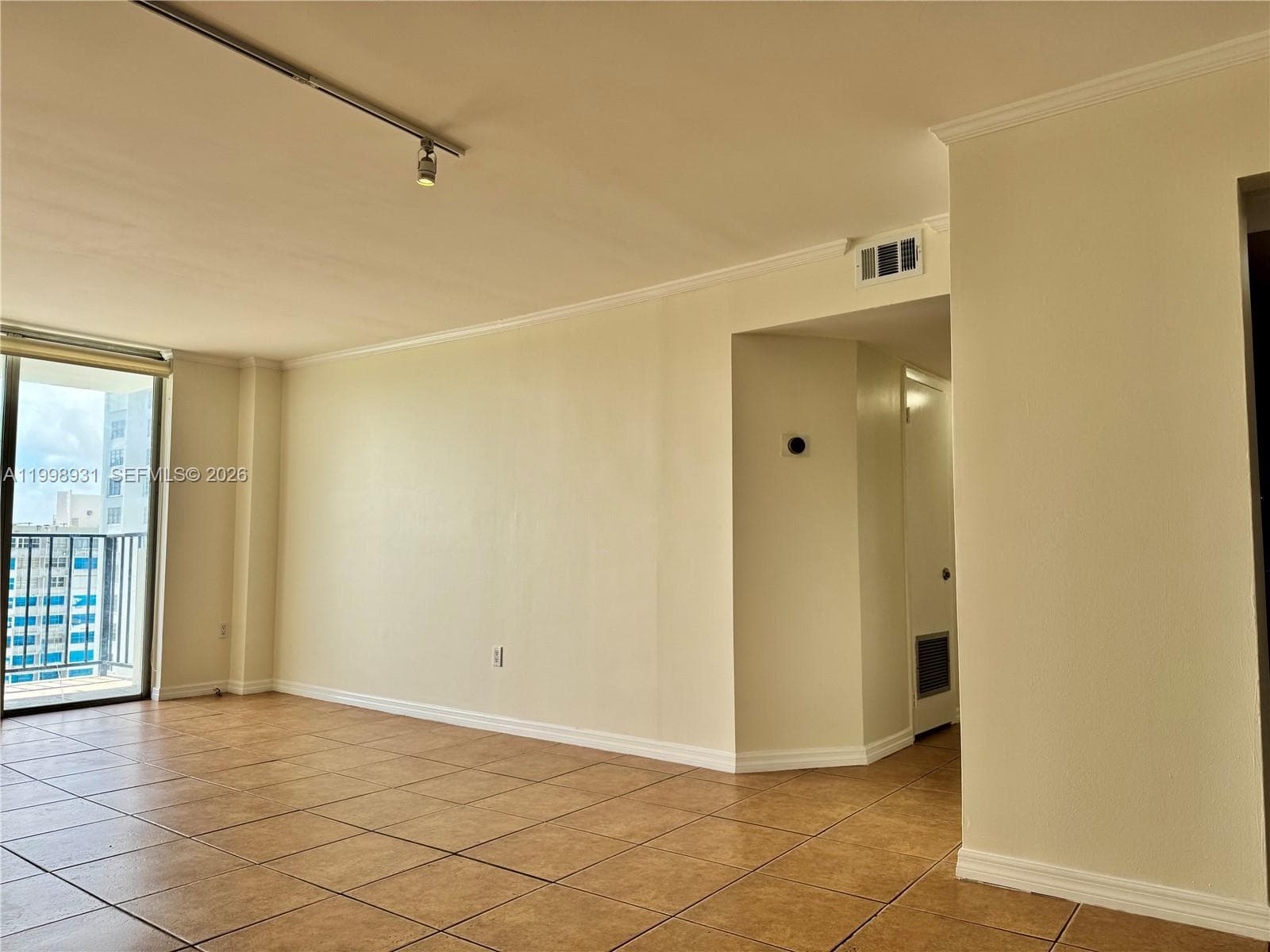 2780 NE 183rd St # 2012, Aventura FL 33160 — 15